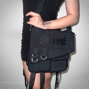 darker wavs black canvas messenger bag